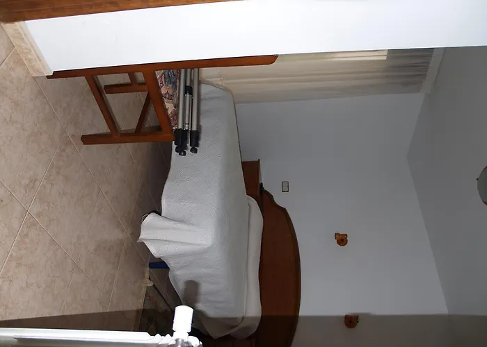 La Casa Abajo Penzion San Vicente De La Barquera